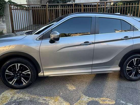 MITSUBISHI-ECLIPSE CROSS-1.5 MIVEC TURBO GASOLINA HPE-S CVT MITSUBISHI-ECLIPSE CROSS-2022