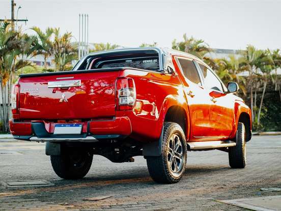 MITSUBISHI-L200 TRITON-2.4 16V TURBO DIESEL SPORT HPE-S CD 4P 4X4 AUTOMÁTICO MITSUBISHI-L200 TRITON-2023
