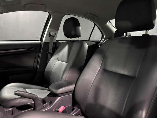 MITSUBISHI-LANCER-2.0 HL 16V GASOLINA 4P AUTOMÁTICO MITSUBISHI-LANCER-2016