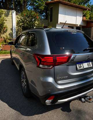MITSUBISHI-OUTLANDER-2.0 16V GASOLINA 4P AUTOMÁTICO MITSUBISHI-OUTLANDER-2016