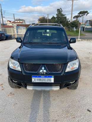 MITSUBISHI-PAJERO TR4-2011