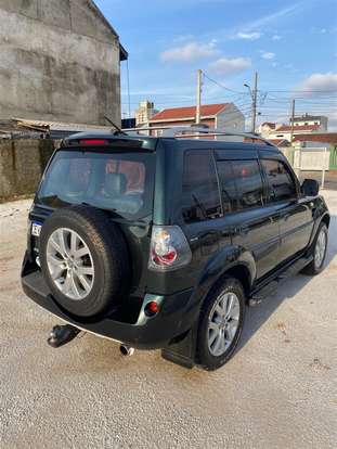 MITSUBISHI-PAJERO TR4-2011