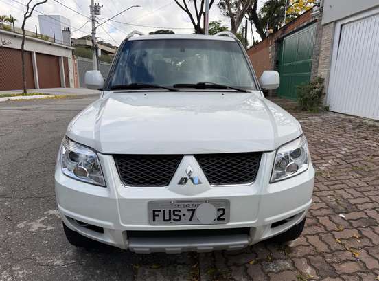 MITSUBISHI-PAJERO TR4-2014