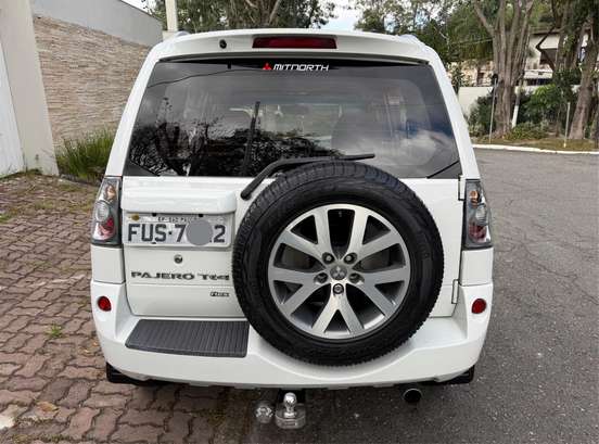 MITSUBISHI-PAJERO TR4-2014