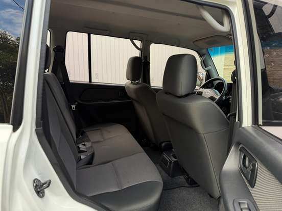 MITSUBISHI-PAJERO TR4-2.0 4X4 16V 140CV FLEX 4P AUTOMÁTICO MITSUBISHI-PAJERO TR4-2014
