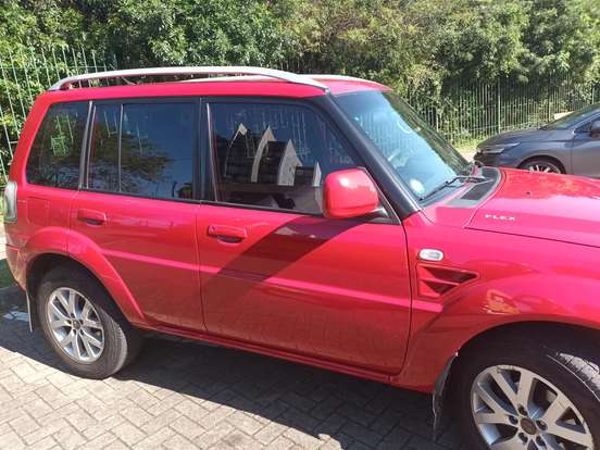 MITSUBISHI-PAJERO TR4-2009