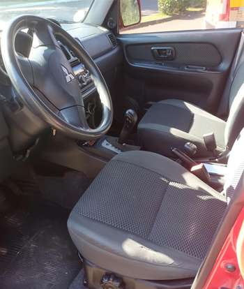 MITSUBISHI-PAJERO TR4-2.0 4X4 16V 140CV FLEX 4P AUTOMÁTICO MITSUBISHI-PAJERO TR4-2009