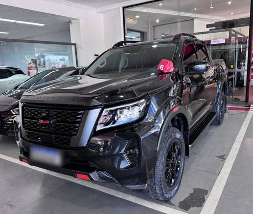 NISSAN FRONTIER 2.3 16V TURBO DIESEL PRO4X CD 4X4 AUTOMÁTICO