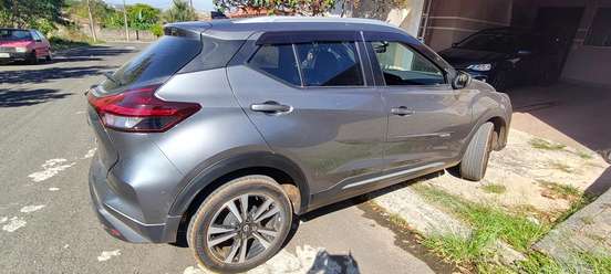 NISSAN-KICKS-2023