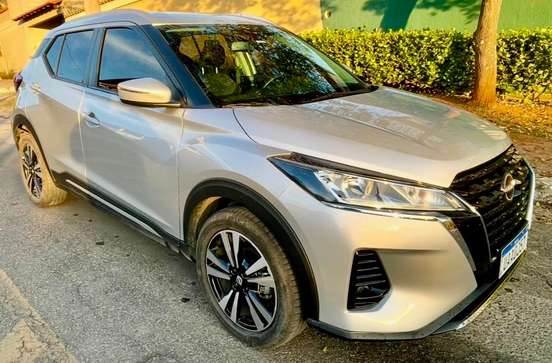 NISSAN-KICKS PLAY-2025