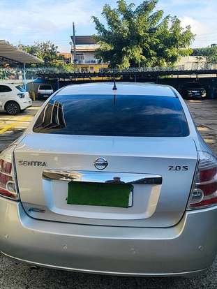 NISSAN-SENTRA-2010