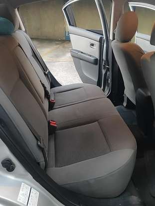 NISSAN-SENTRA-2010