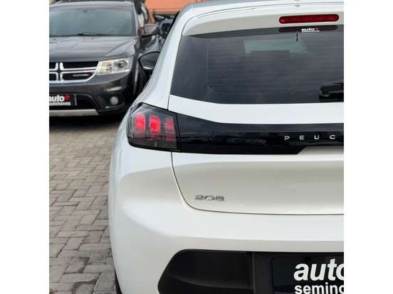 PEUGEOT-208-2023