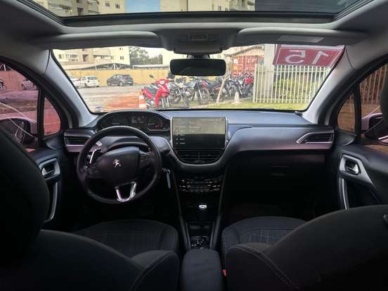PEUGEOT-208-2014