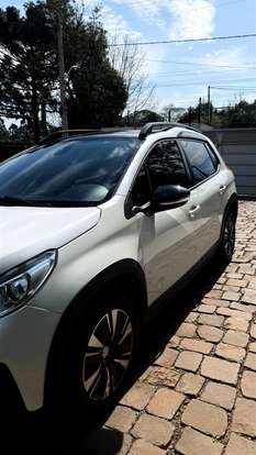 PEUGEOT-2008-2019