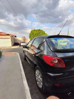 PEUGEOT-207-2010