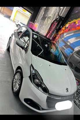 PEUGEOT-208-1.6 ALLURE 16V FLEX 4P AUTOMÁTICO PEUGEOT-208-2017