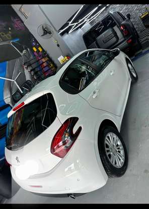 PEUGEOT-208-1.6 ALLURE 16V FLEX 4P AUTOMÁTICO PEUGEOT-208-2017