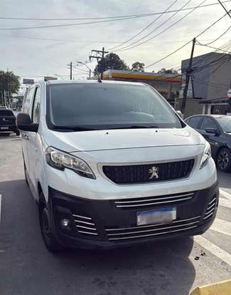 PEUGEOT-EXPERT-2020