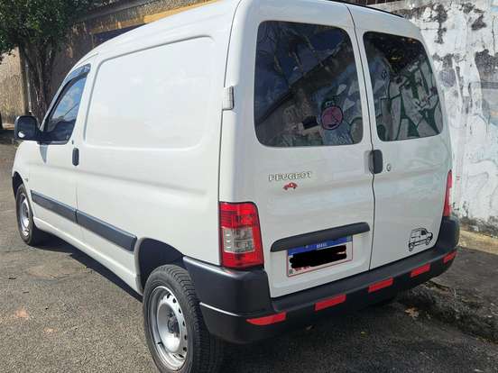 PEUGEOT-PARTNER-1.6 FURGÃO 800KG 16V FLEX 3P MANUAL PEUGEOT-PARTNER-2021