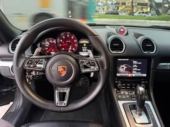 PORSCHE-718-2019