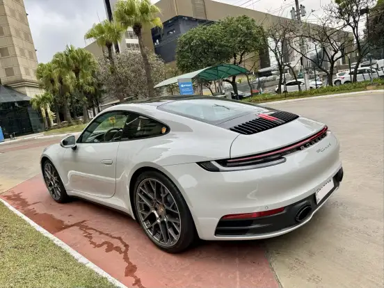 PORSCHE-911-2019