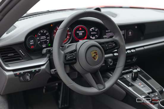 PORSCHE-911-2024