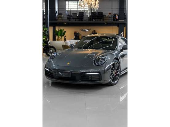 PORSCHE-911-2024