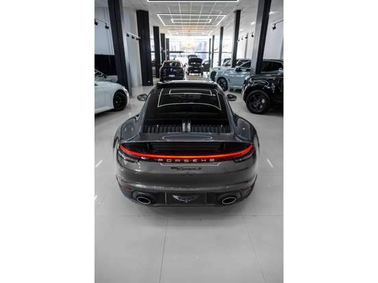 PORSCHE-911-2024