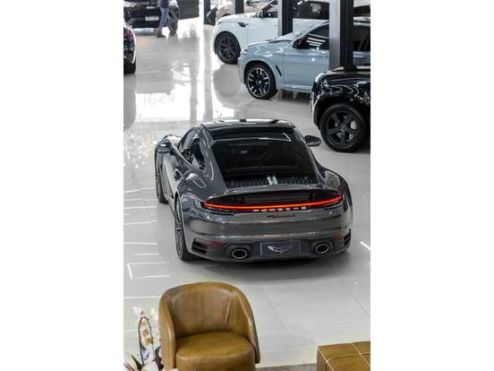 PORSCHE-911-2024