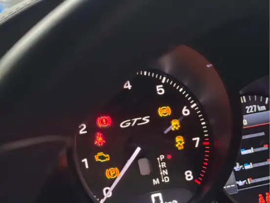 PORSCHE-MACAN-2.9 V6 BITURBO GASOLINA GTS PDK PORSCHE-MACAN-2023