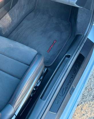 PORSCHE-911-2024