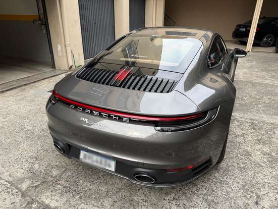 PORSCHE-911-2023