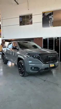RAM RAMPAGE 2.0 HURRICANE 4 TURBO GASOLINA R/T 4X4 AUTOMÁTICO