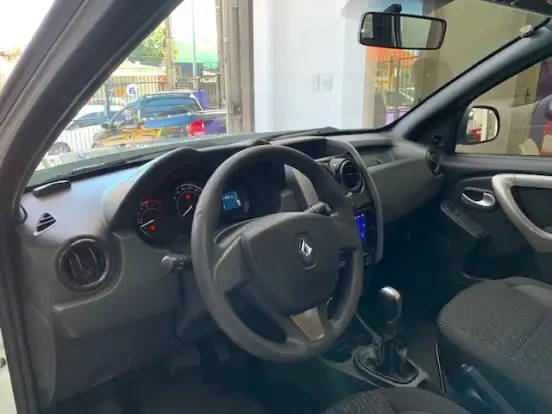 RENAULT-DUSTER-2019