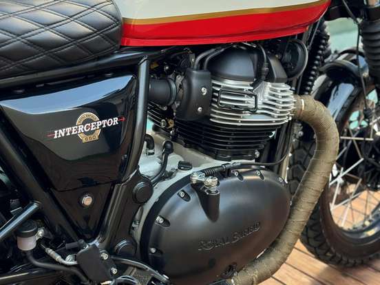 ROYAL ENFIELD-INTERCEPTOR ROYAL ENFIELD-INTERCEPTOR-2023