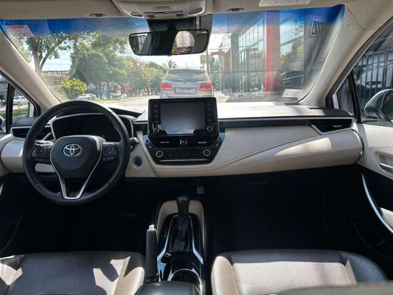 TOYOTA-COROLLA-2022