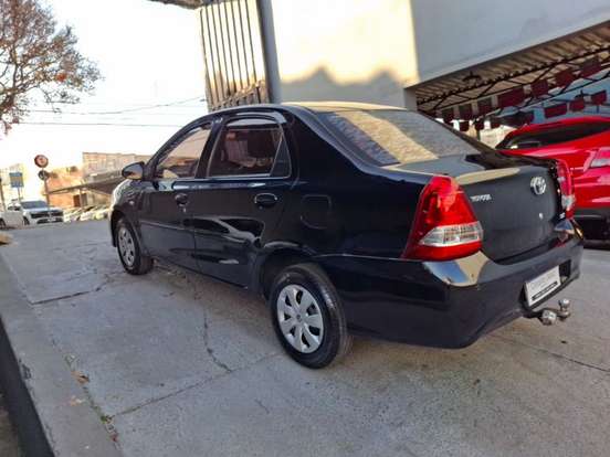 TOYOTA-ETIOS-1.5 X SEDAN 16V FLEX 4P MANUAL TOYOTA-ETIOS-2017