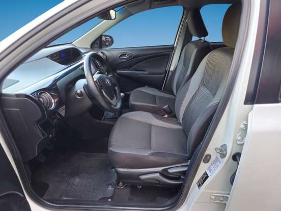 TOYOTA-ETIOS-1.5 XS 16V FLEX 4P MANUAL TOYOTA-ETIOS-2017