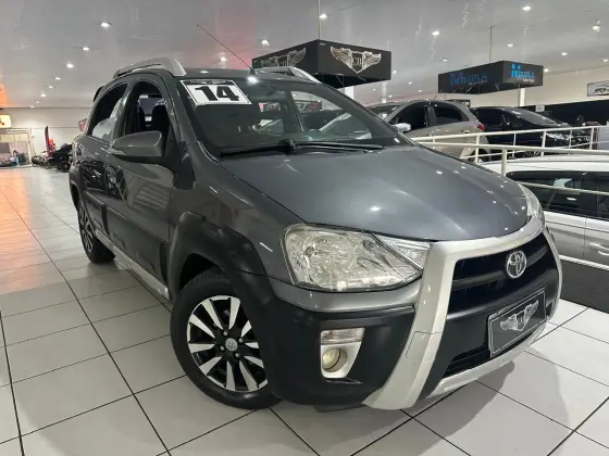 TOYOTA ETIOS CROSS 1.5 16V FLEX 4P MANUAL TOYOTA ETIOS CROSS 1.5 16V FLEX 4P MANUAL