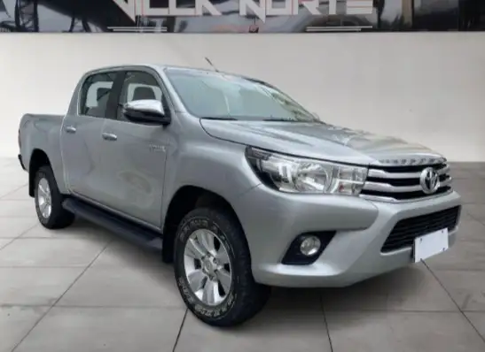 TOYOTA-HILUX-2017