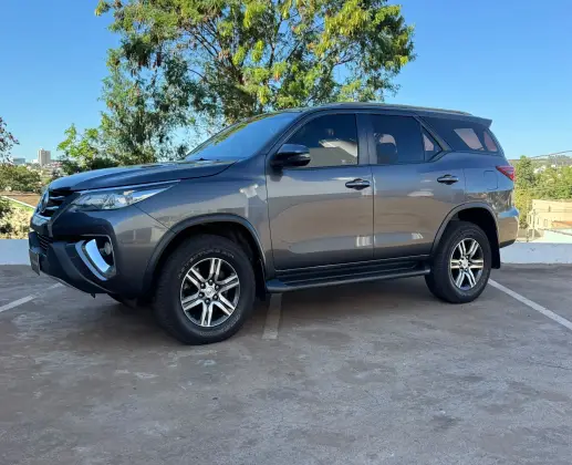 TOYOTA HILUX SW4 2.7 SR 4X2 16V FLEX 4P AUTOMÁTICO