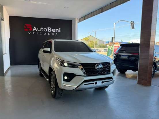 TOYOTA-HILUX SW4-2021