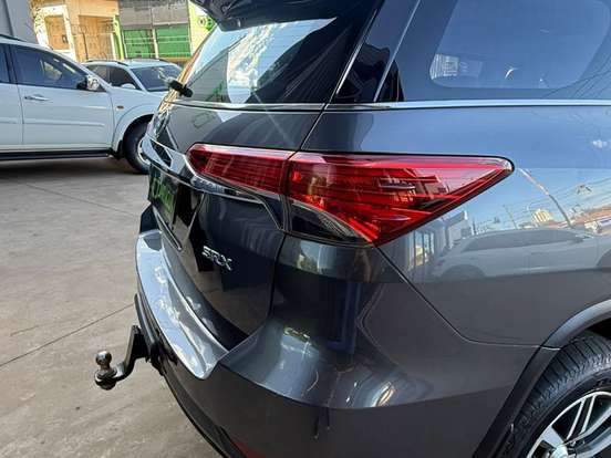 TOYOTA-HILUX SW4-2.8 SRX 4X4 16V TURBO INTERCOOLER DIESEL 4P AUTOMÁTICO TOYOTA-HILUX SW4-2019
