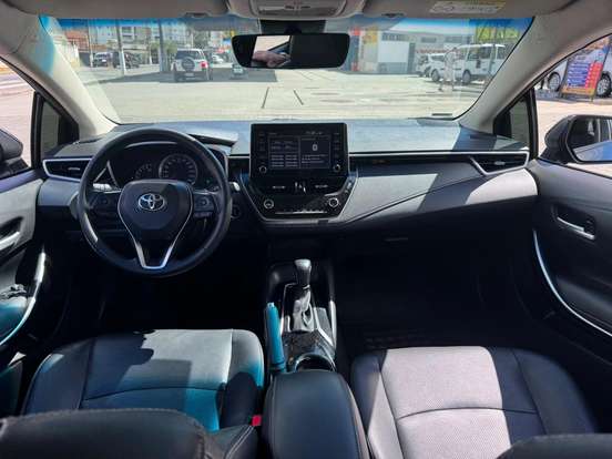 TOYOTA-COROLLA-2022