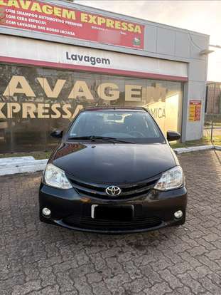 TOYOTA-ETIOS-1.3 X 16V FLEX 4P MANUAL TOYOTA-ETIOS-2014