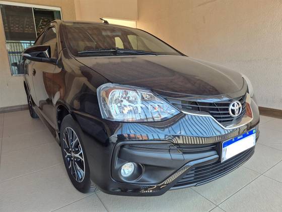 TOYOTA ETIOS 1.5 PLATINUM SEDAN 16V FLEX 4P AUTOMÁTICO