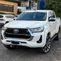 TOYOTA HILUX 2.8 D-4D TURBO DIESEL CD SRV 4X4 AUTOMÁTICO TOYOTA HILUX 2.8 D-4D TURBO DIESEL CD SRV 4X4 AUTOMÁTICO