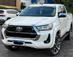 TOYOTA HILUX 2.8 D-4D TURBO DIESEL CD SRV 4X4 AUTOMÁTICO TOYOTA HILUX 2.8 D-4D TURBO DIESEL CD SRV 4X4 AUTOMÁTICO