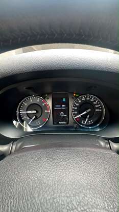 TOYOTA-HILUX-2022